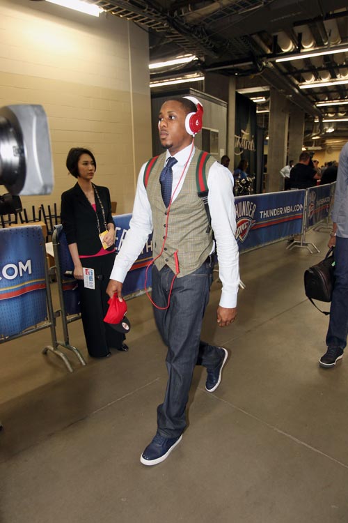 队一体推进 队一体推进